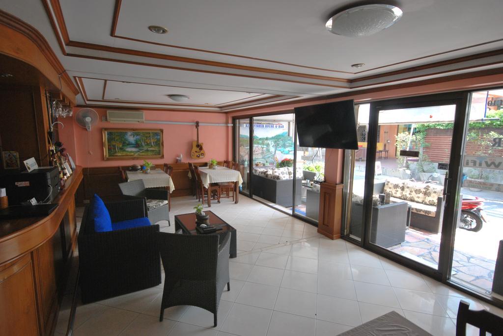 Kingfisher House & Bar Pattaya Eksteriør billede